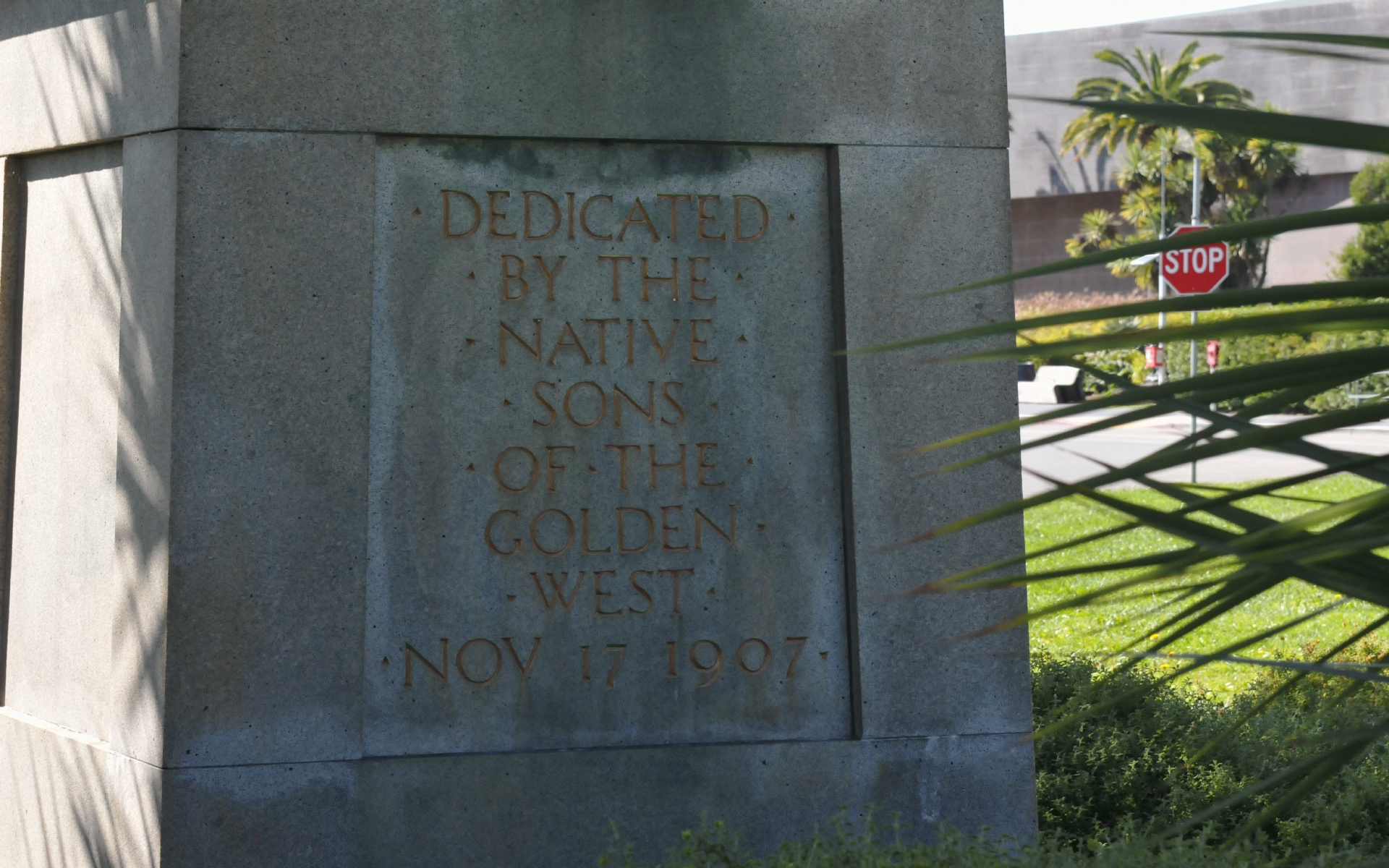 ./Padre_Junipero_Serra_Statue_by_Douglas_Tilden_Golden_Gate_Park_San_Francisco_20191017_134704_C19_5086.jpg