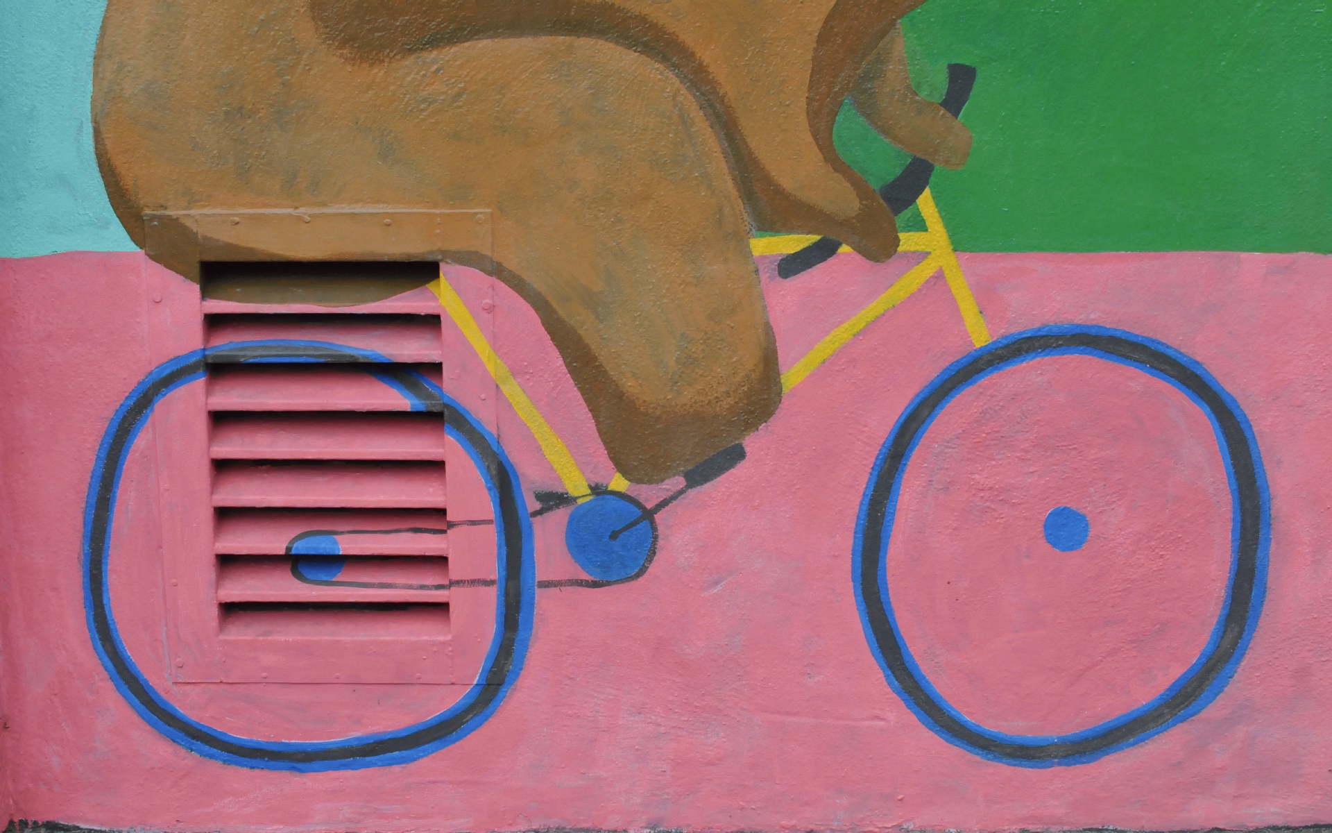 ./Bears_On_Bikes_Mural_by_Lara_Buelow_20190301_111737_C18_2185.jpg