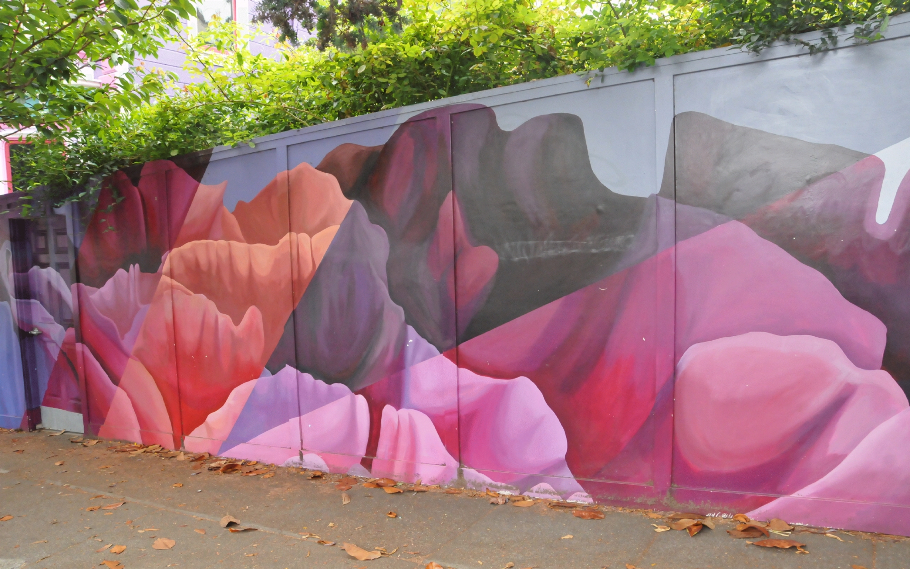 ./Flowers_Mural_by+Nora_Bruhn+20230904_105625_C23_1365.jpg