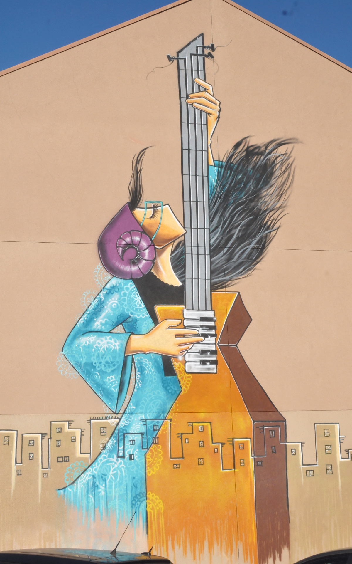 ./Play_Her_Voice_Mural_2019_artost_Shamsia_Hassani_Eugene_Oregon_20190129_135612_C19_0179.jpg