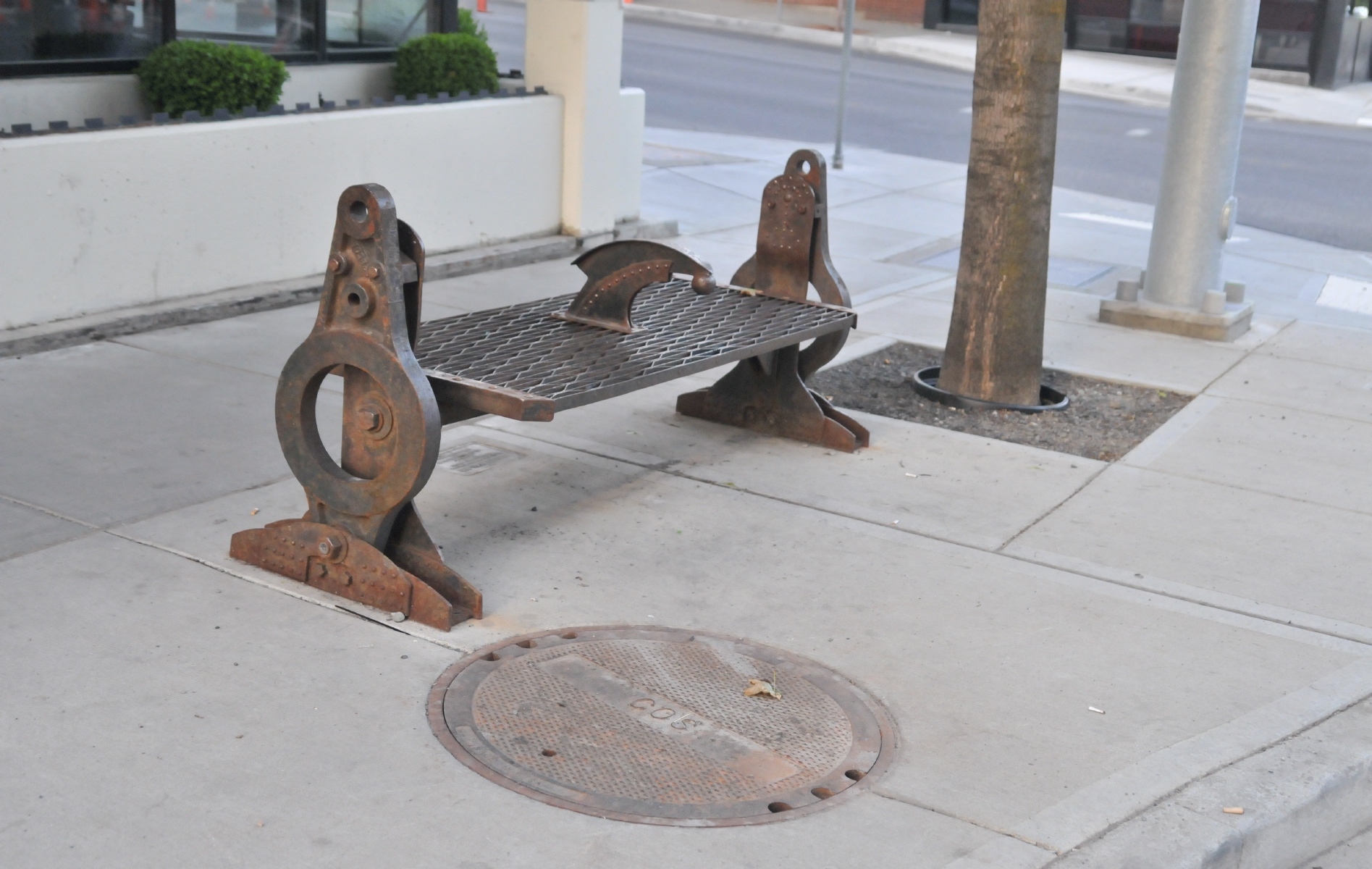 ./Timothy_Biggs_2003_Bench_Spokane_Washington_20170620_061301_C17_3940.jpg