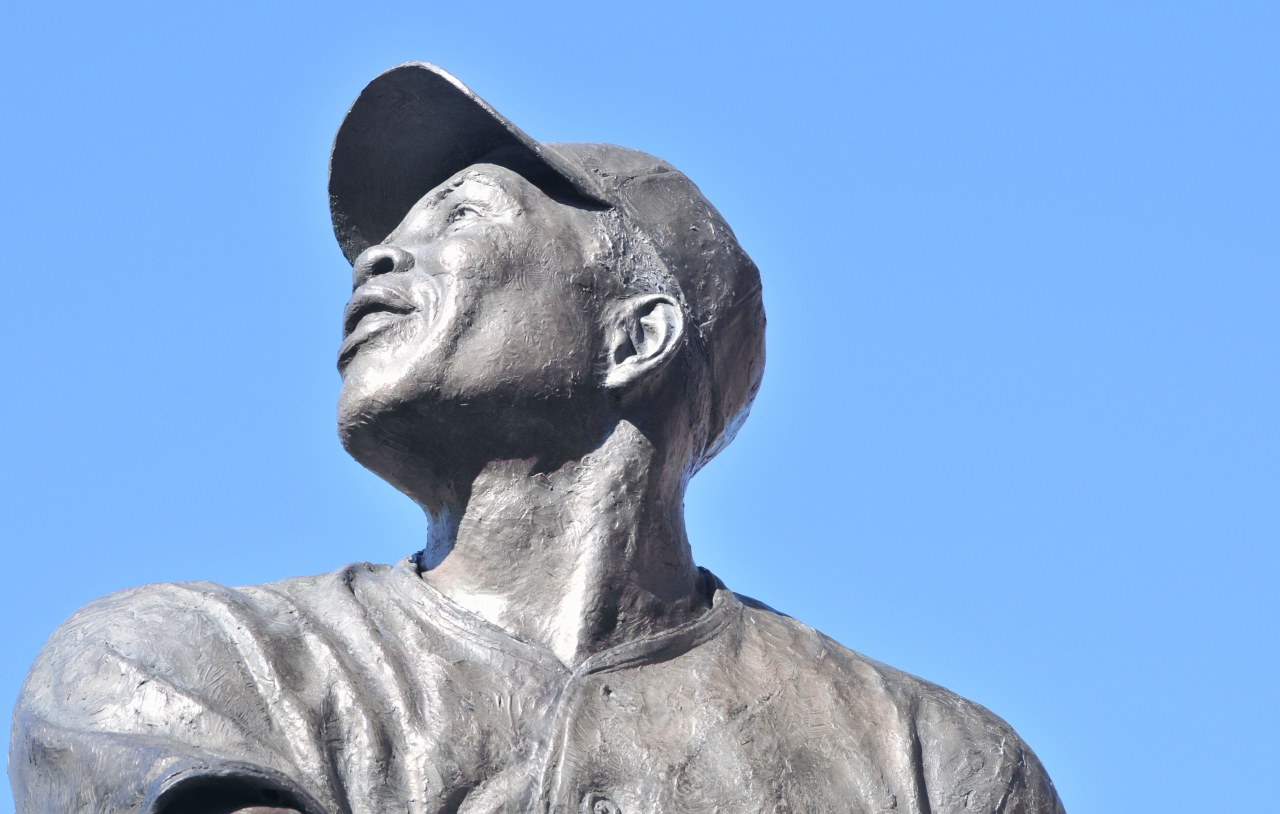 ./Willie_Mays_4th_and_King_Streets_San_Francisco_20110212_150859_B11_3396.jpg