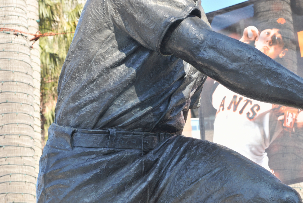 ./Willie_Mays_4th_and_King_Streets_San_Francisco_20110212_150916_B11_3399.jpg