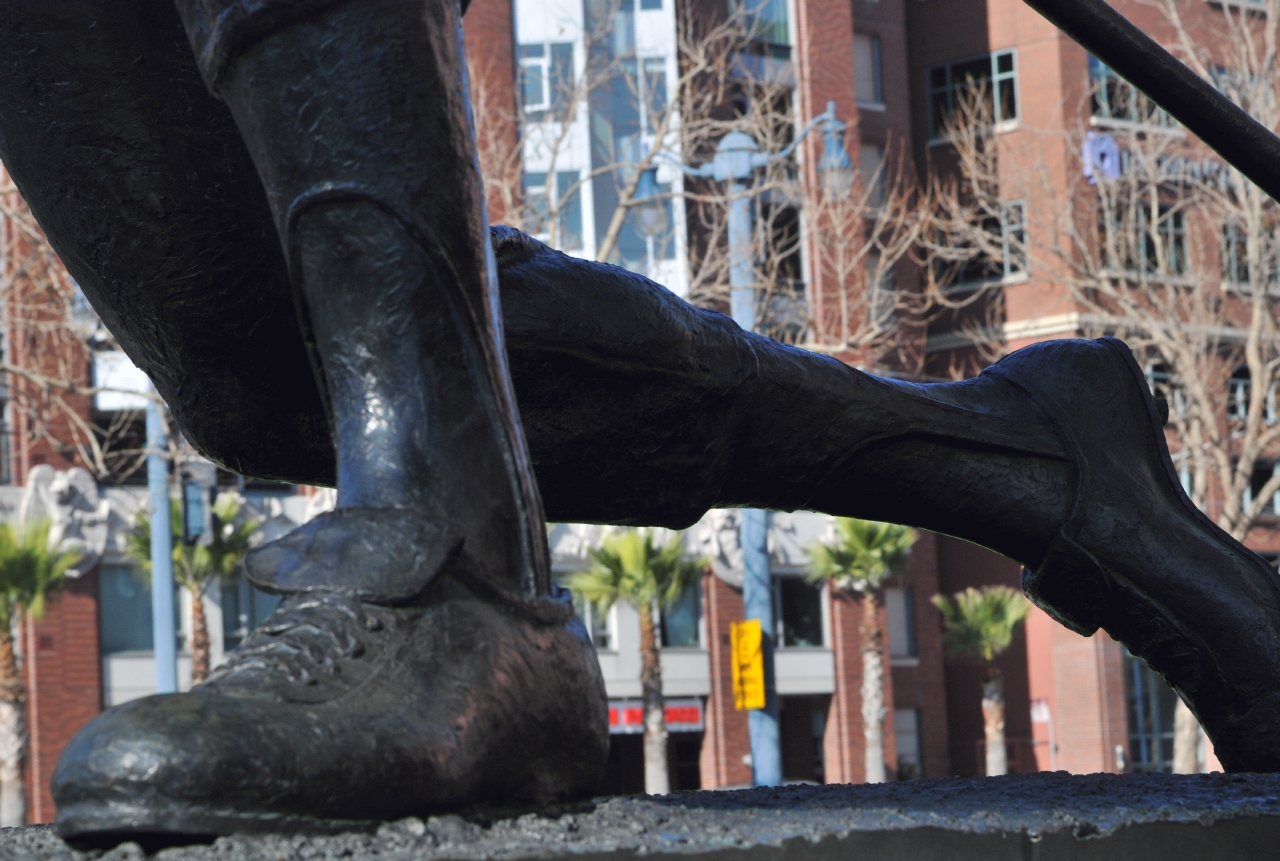 ./Willie_Mays_4th_and_King_Streets_San_Francisco_20110212_150923_B11_3400.jpg