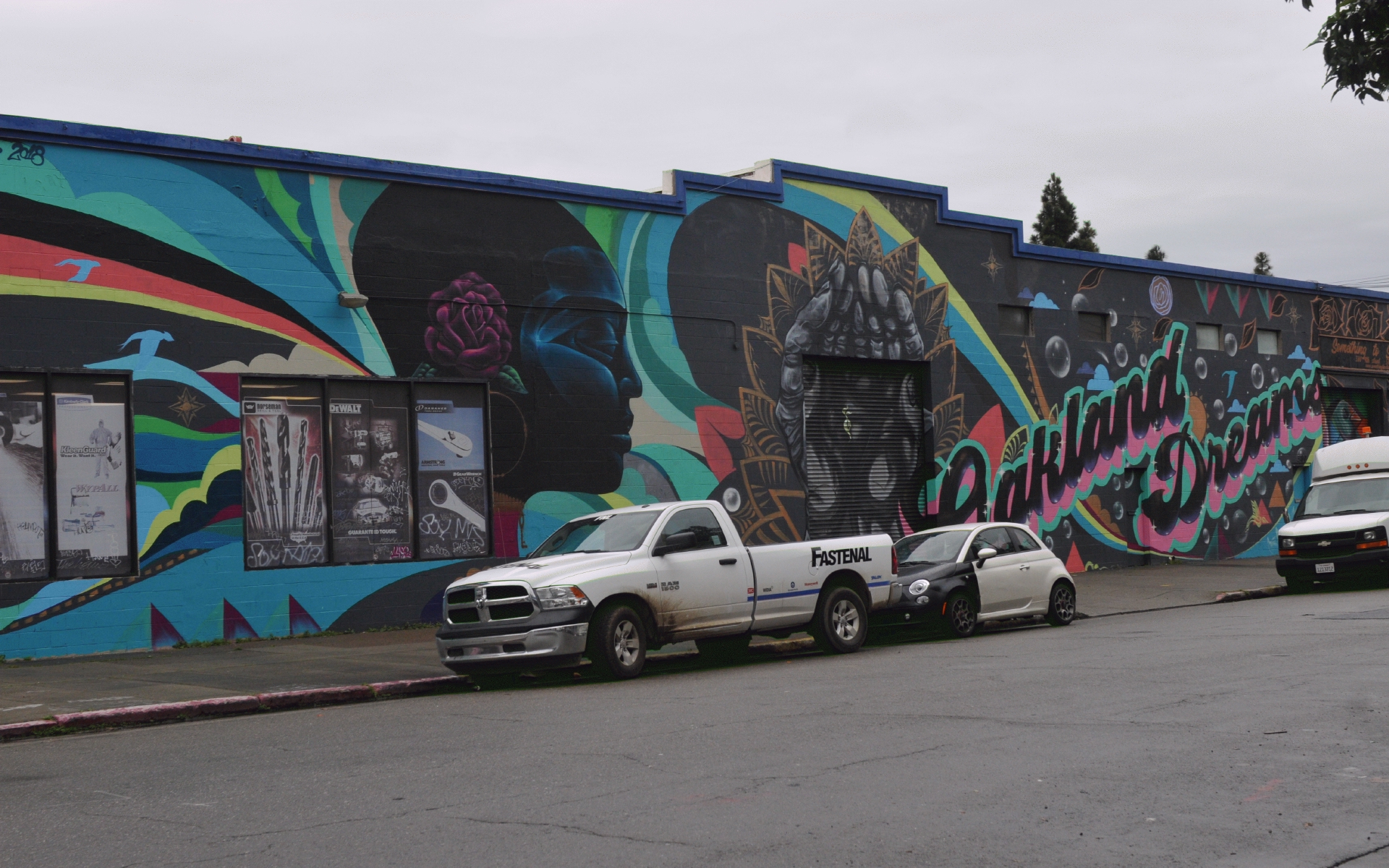 ./Oakland_Dreams_Mural_2018_by_Trust_Your_Struggle_Collective_20190226_113036_C19_1471.jpg