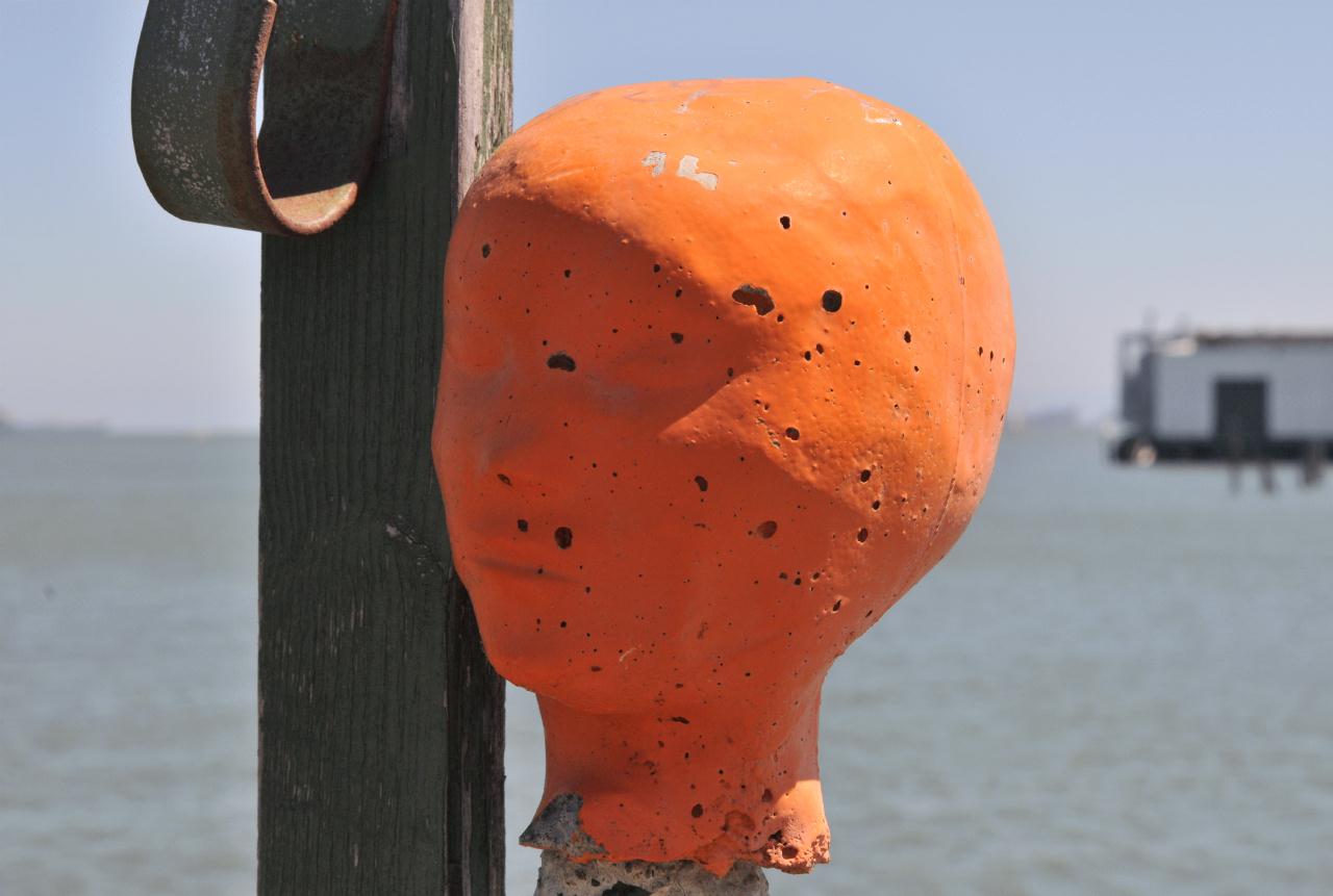 ./Head_On_Post_Pier_34_20100724_150520_7488BCX.jpg