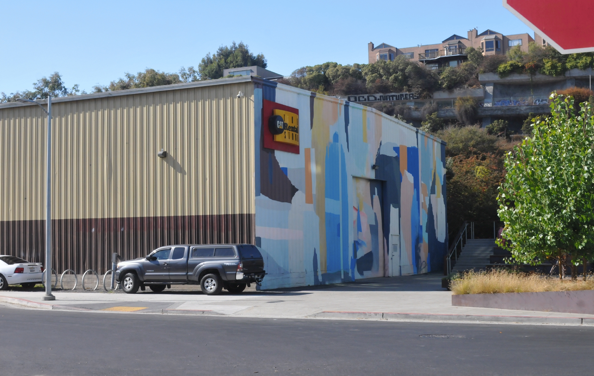 ./Cat_Rental_Mural_Dogpatch_San_Francisco_20181020_115339_C18_8078.jpg