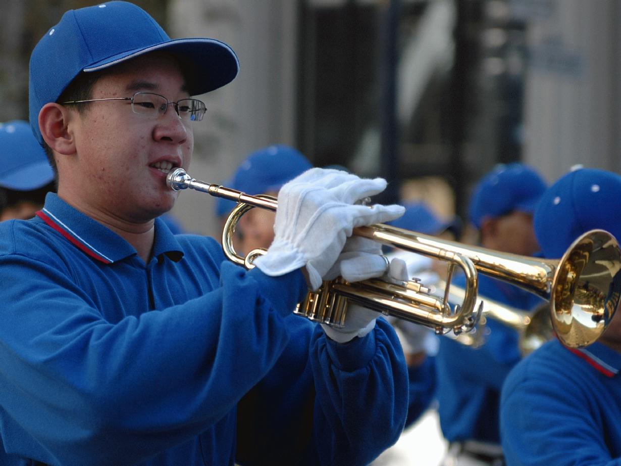 ./TrumpetVDParade2007_7500B.jpg