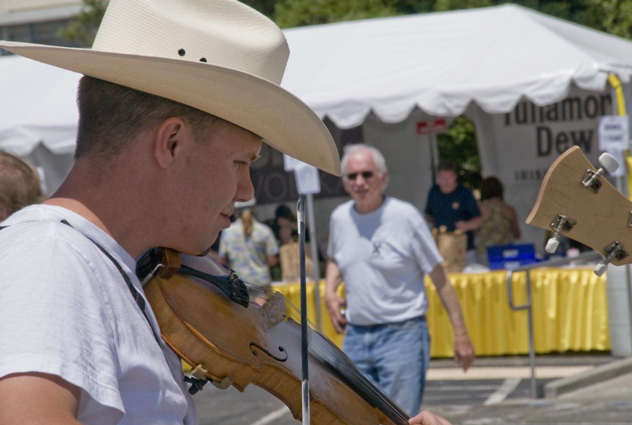 ./ViolinTreasureIsland20080621_0032TNT.jpg