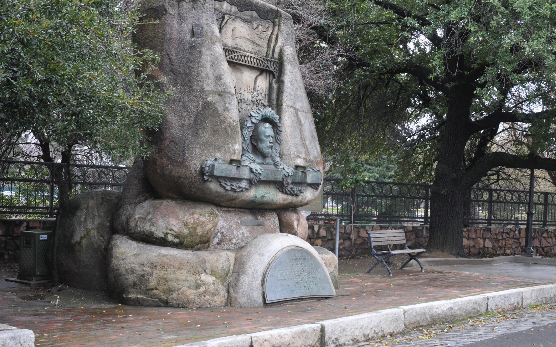 ./Theodore_DeHone_Judah_Statue_Old_Town_Sacramento_California_20190227_112659_C19_1594.jpg