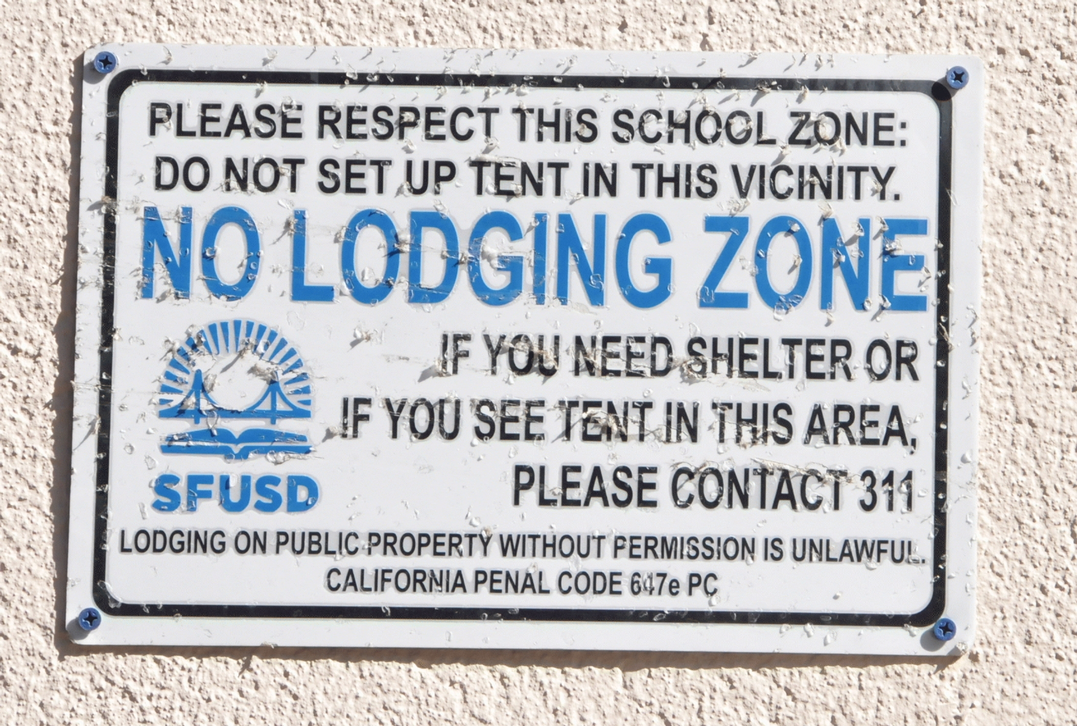 ./No_Lodging_Sign_20221026_134535_C22_1947.jpg