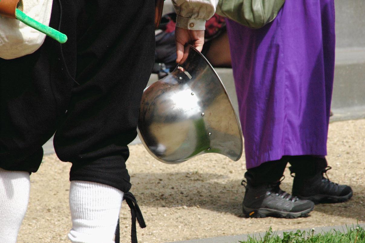 ./Helmet_20080000_Hat_StStupids_Parade_1790T.jpg