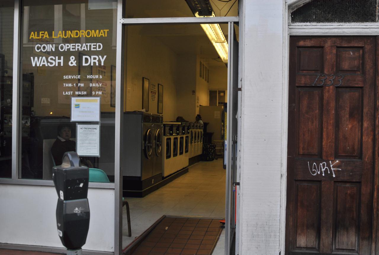 ./Laundromat_20090923_181808_Upper_GrantSan_Francisco_BCX_9647.jpg