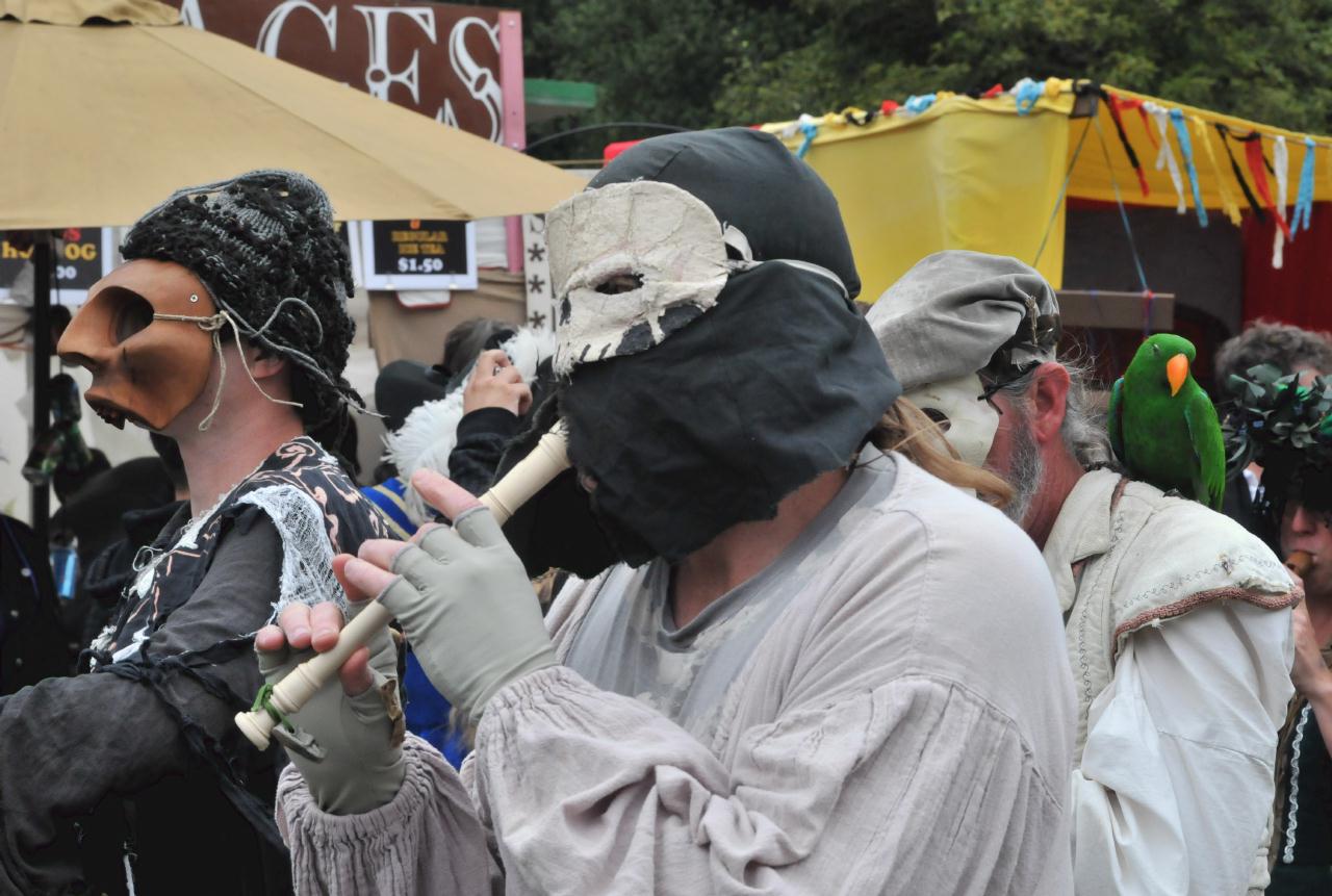 ./Mask_As_Apparel_20080817_153238_RenaissanceFair_2500BCX.jpg