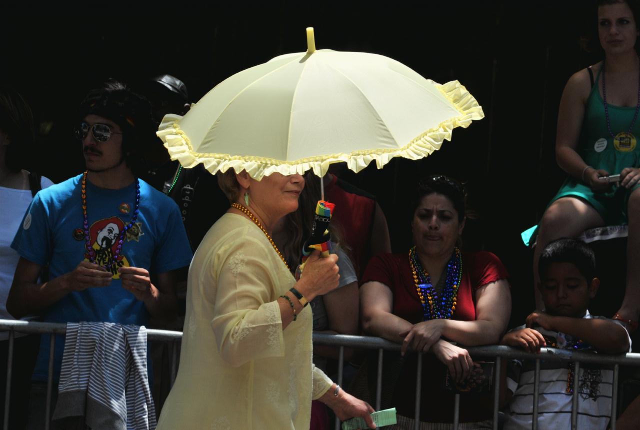 ./Parasol_20090628_131526_LGBT_Parade_SF_6308BCX.jpg