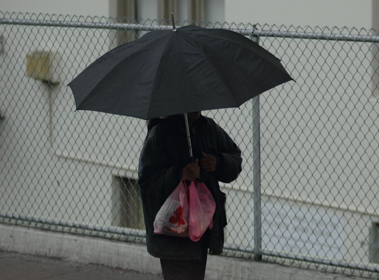 ./Umbrella_20080524_091802_Stockton_St_San_Francisco_DSC_2948B.jpg