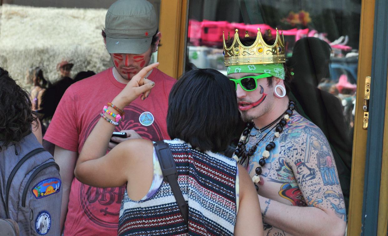 ./Tattoo_20110501_141033_How_Weird_Street_Fair_B11_4139.jpg