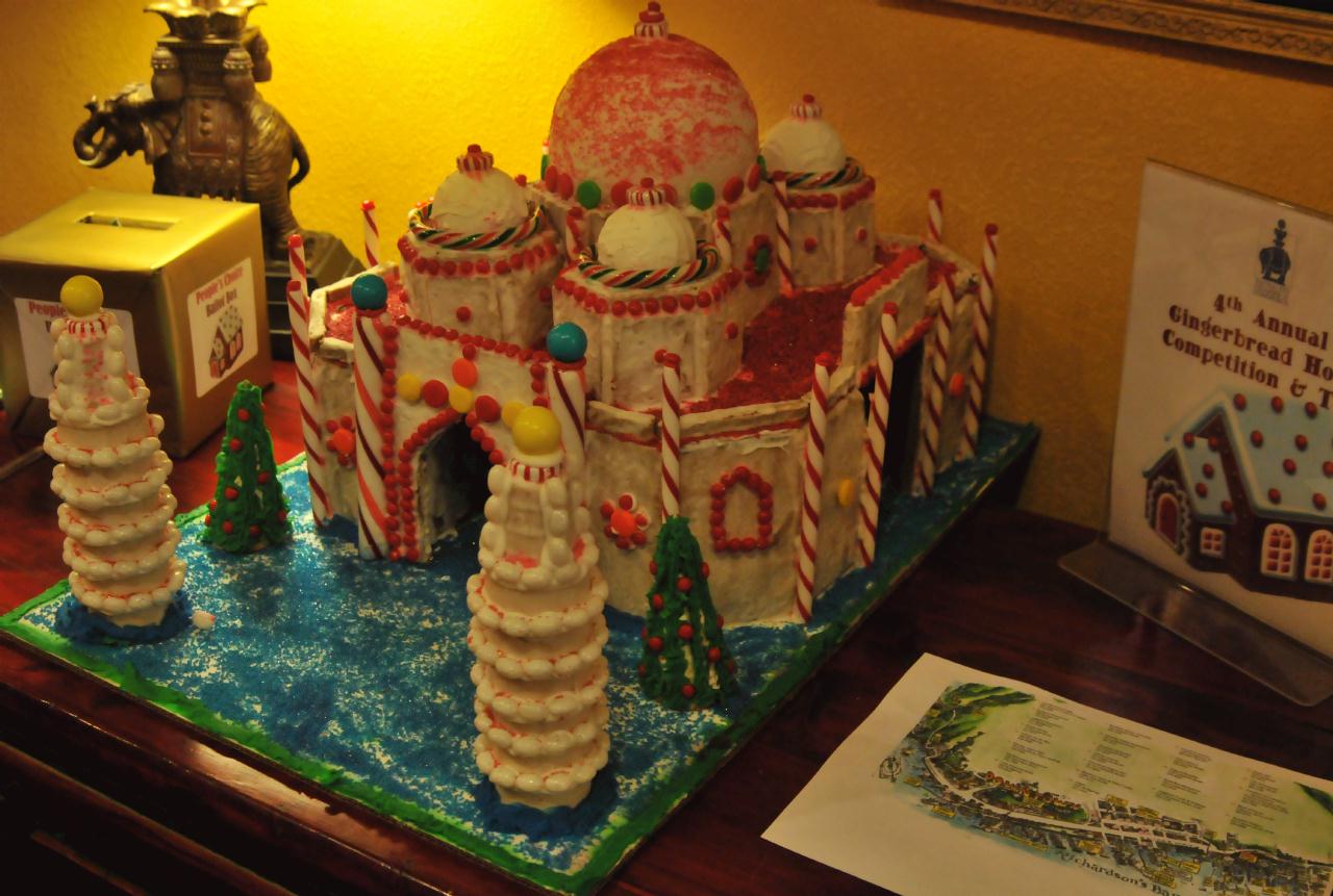 ./Gingerbread_Contest_Sausalito_20101211_161041_3058BCY.jpg