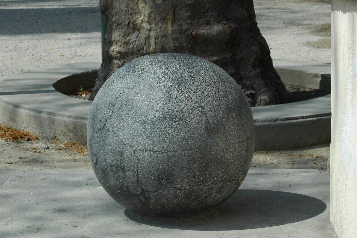 ./Ball20070000_10.jpg