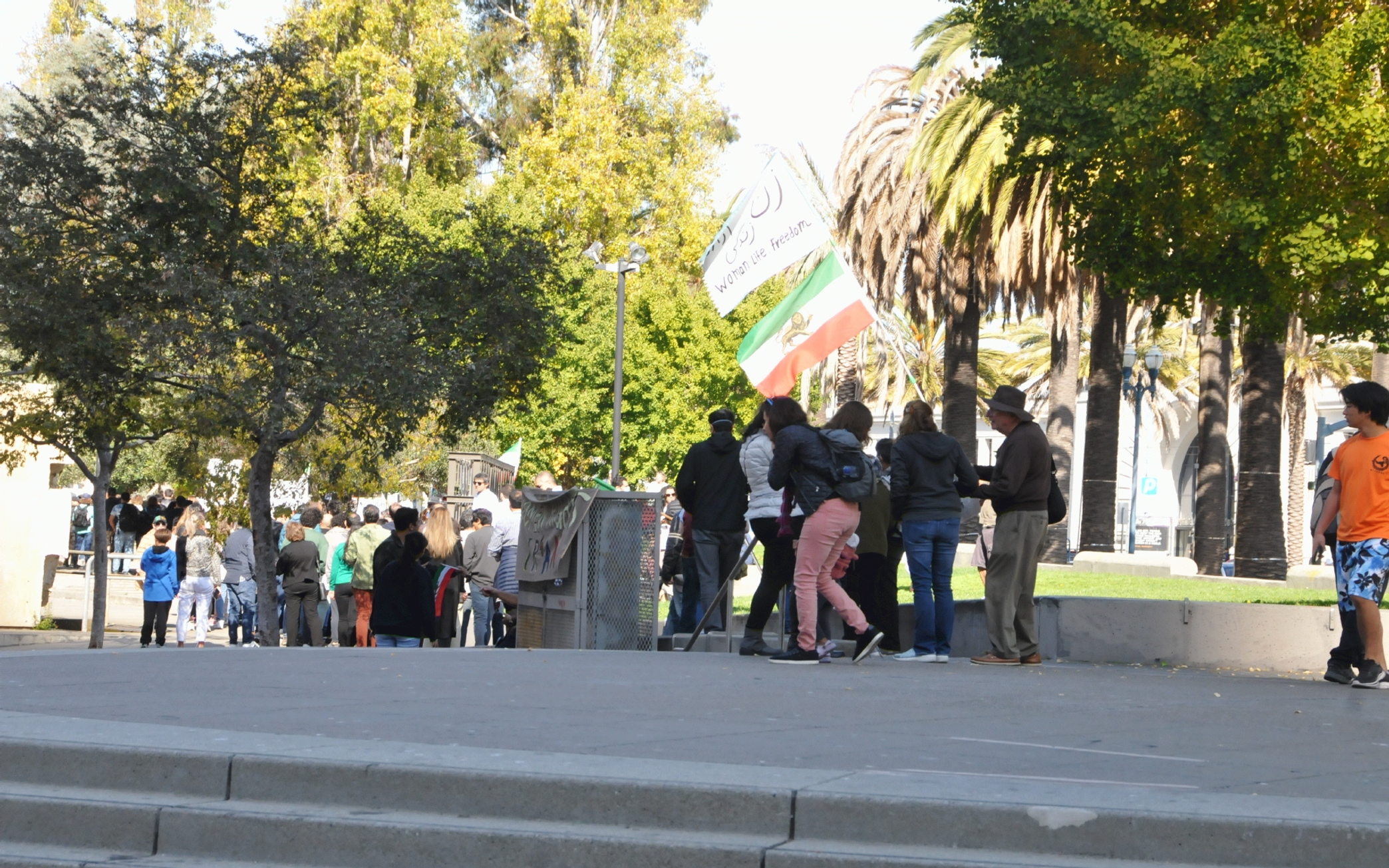 ./Iran_Womens_Rights_Protest_20221029_120409_C22_2454.jpg