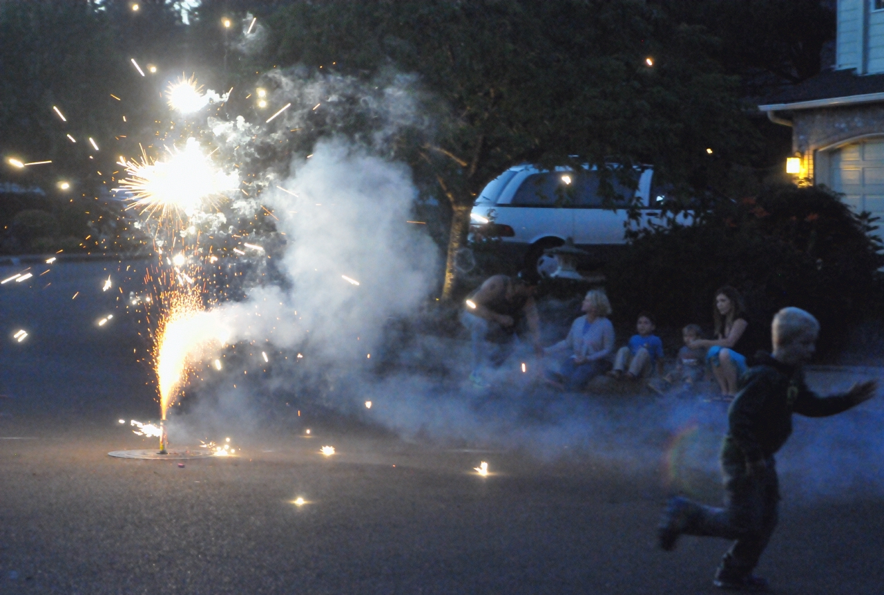 ./Fireworks_Eugene_20160704_212347_C16_7950.jpg