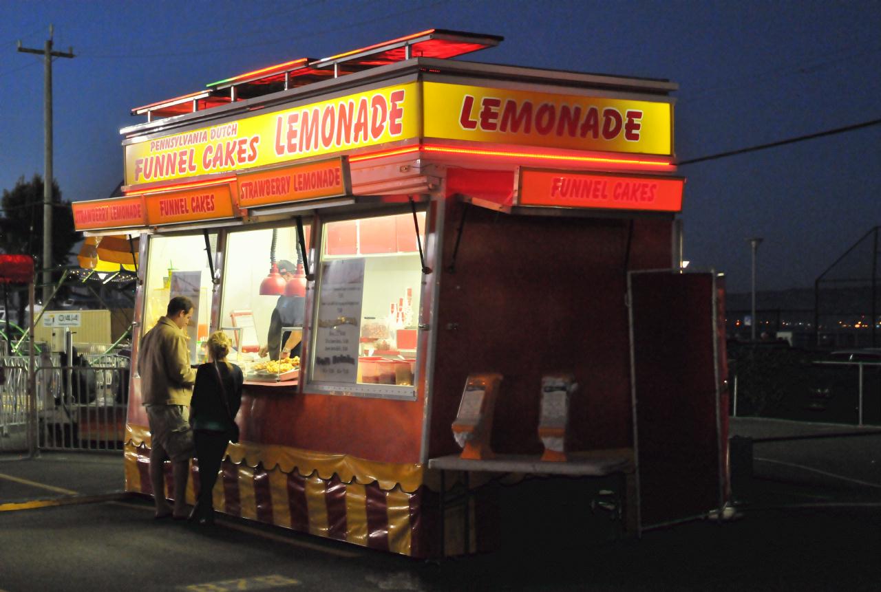 ./Giants_County_Fair_20100611_210046_6130BCX.jpg