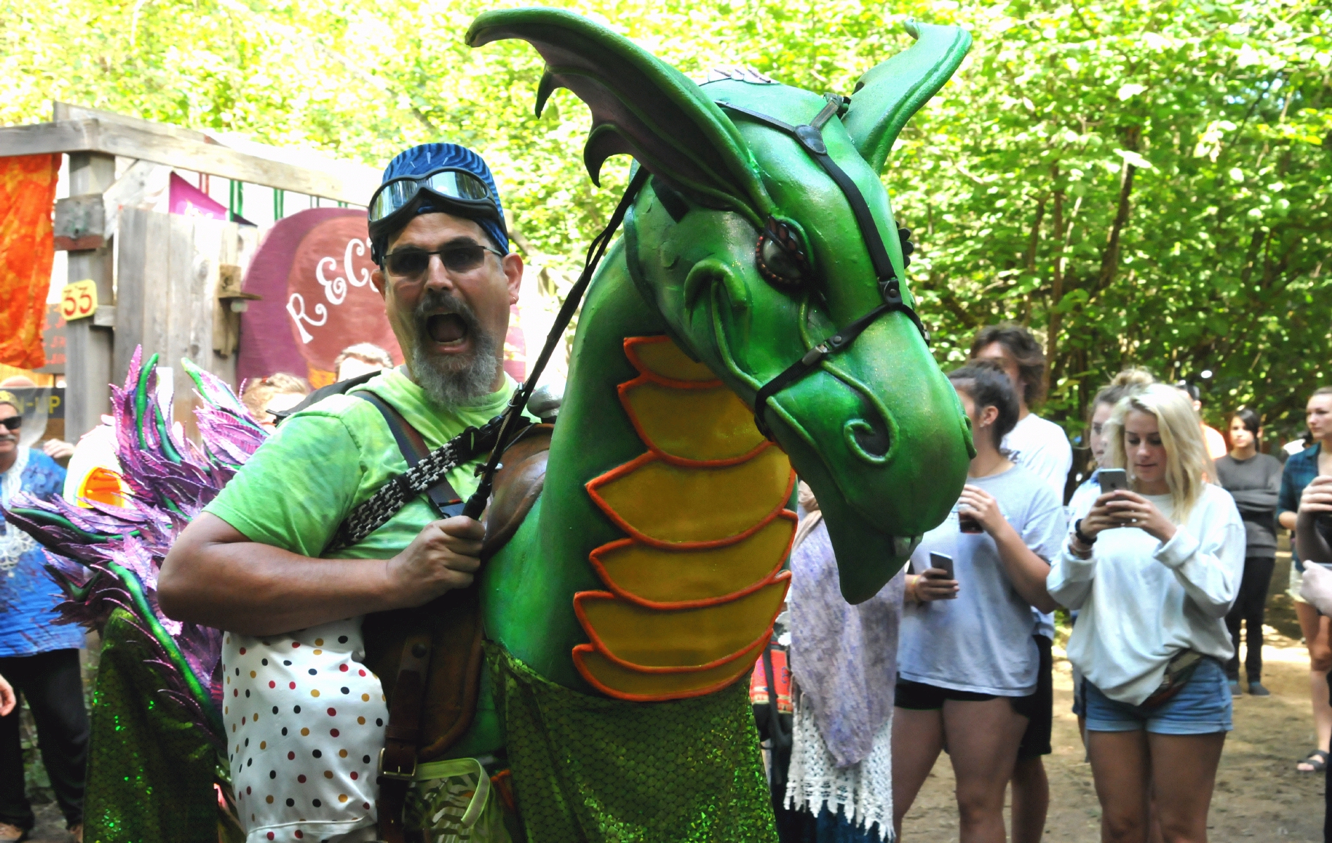 ./Oregon_Country_Fair_20160709_112056_C16_7990.jpg