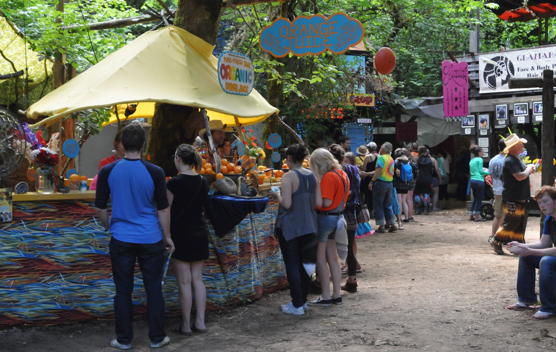 ./Oregon_Country_Fair_20160709_122819_C16_8084.jpg