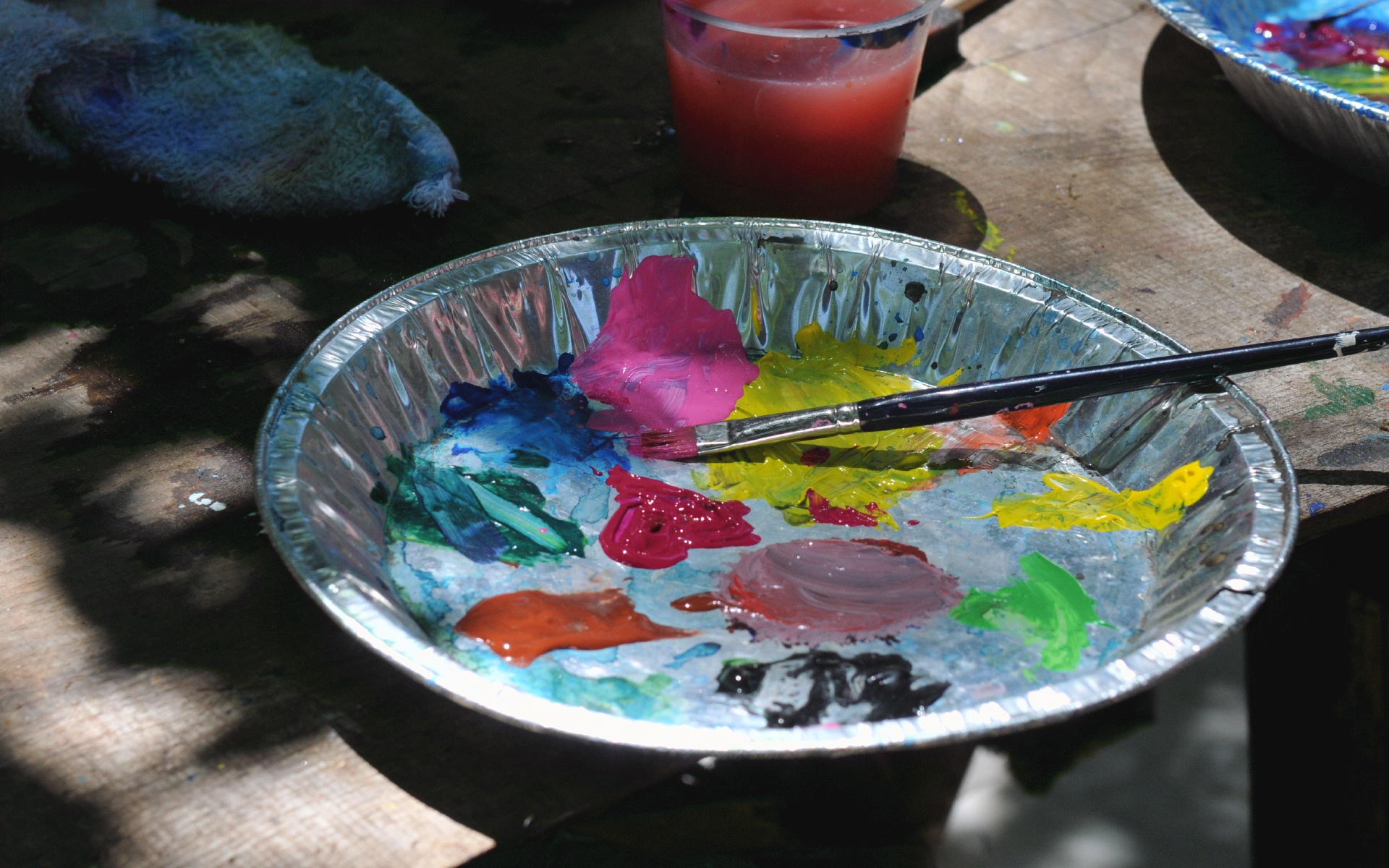 ./Color_Mixing_at_The_Oregon_Country_Fair_20190713_132356_C19_3255.jpg