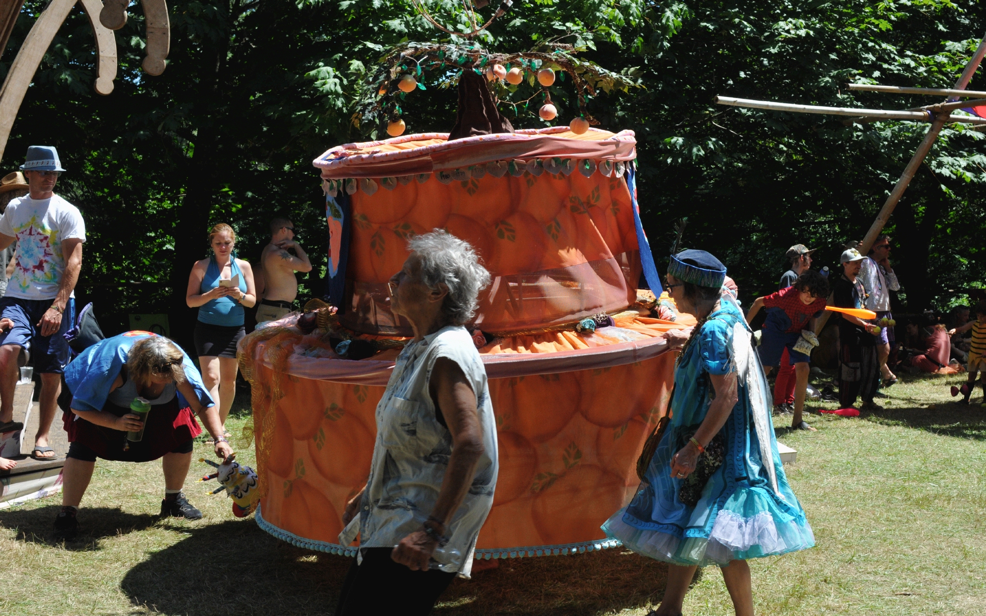 ./Art_At_The_Oregon_Country_Fair_20190713_130320_C19_3213.jpg