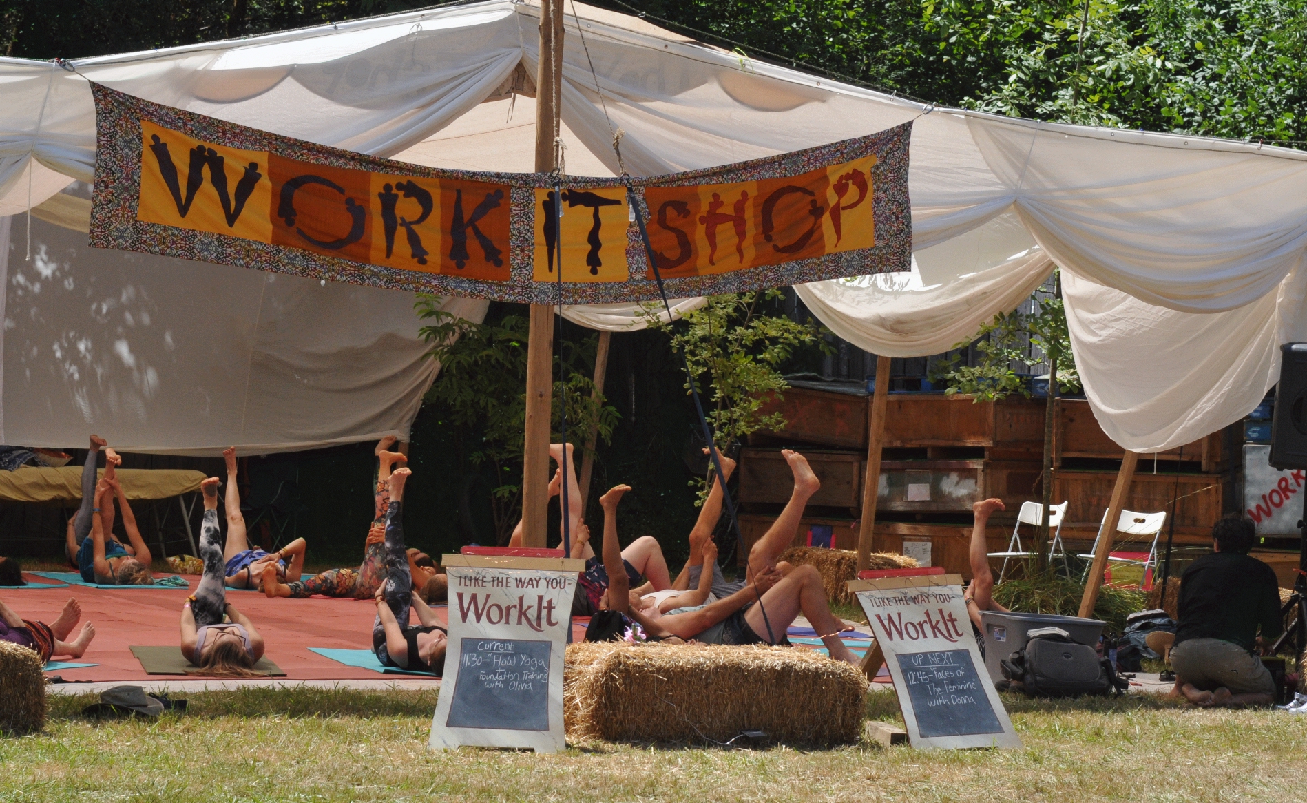 ./Booths_At_The_Oregon_Country_Fair_20190713_122449_C19_3094.jpg