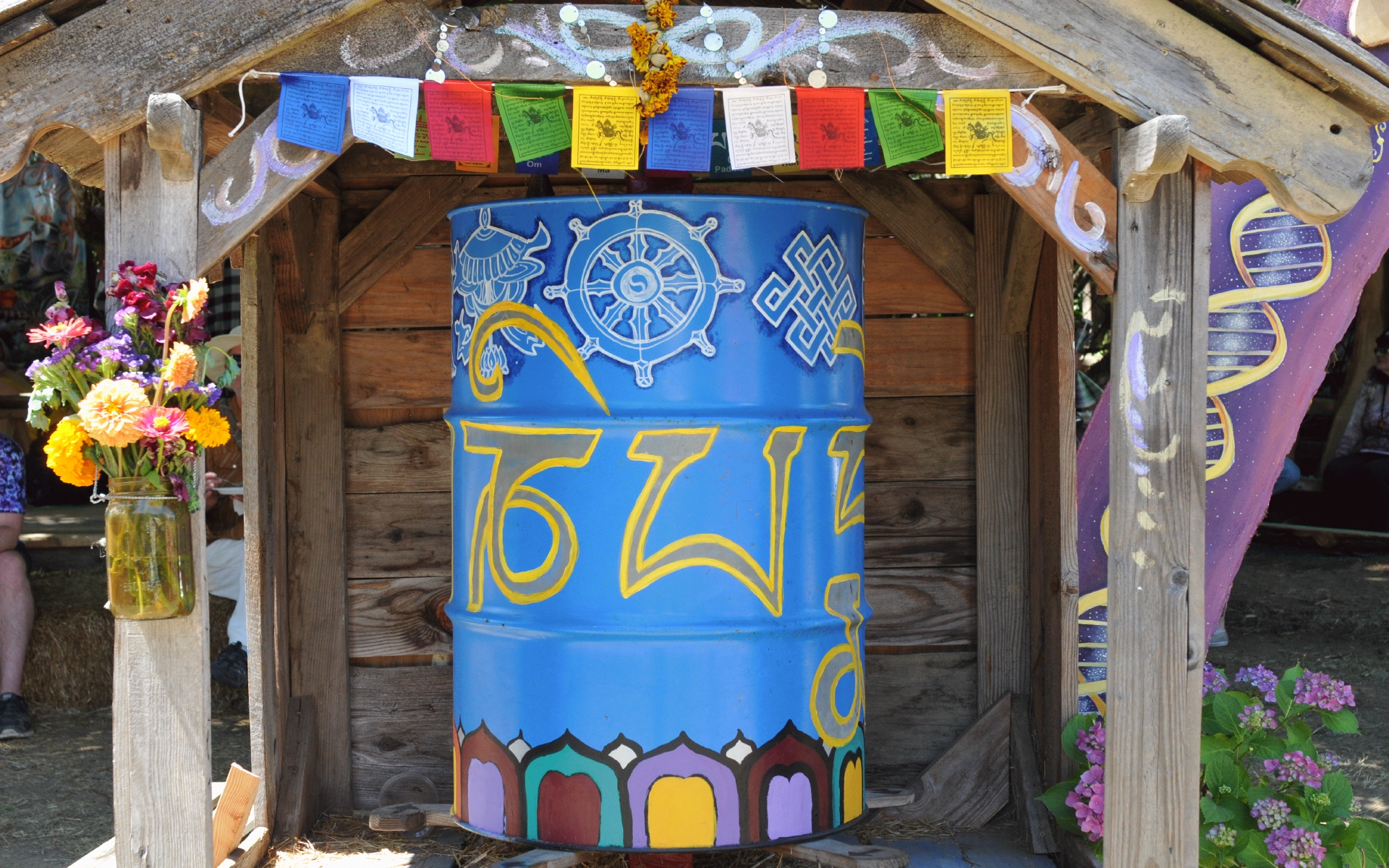 ./Booths_At_The_Oregon_Country_Fair_20190713_125009_C19_3176.jpg