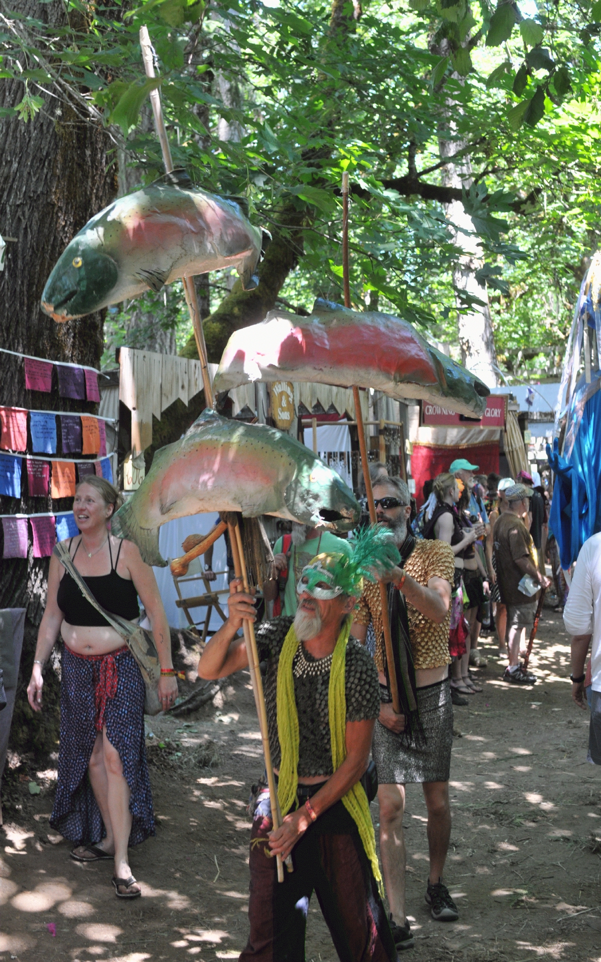 ./Parade_At_The_Oregon_Country_Fair_20190713_132939_C19_3261.jpg