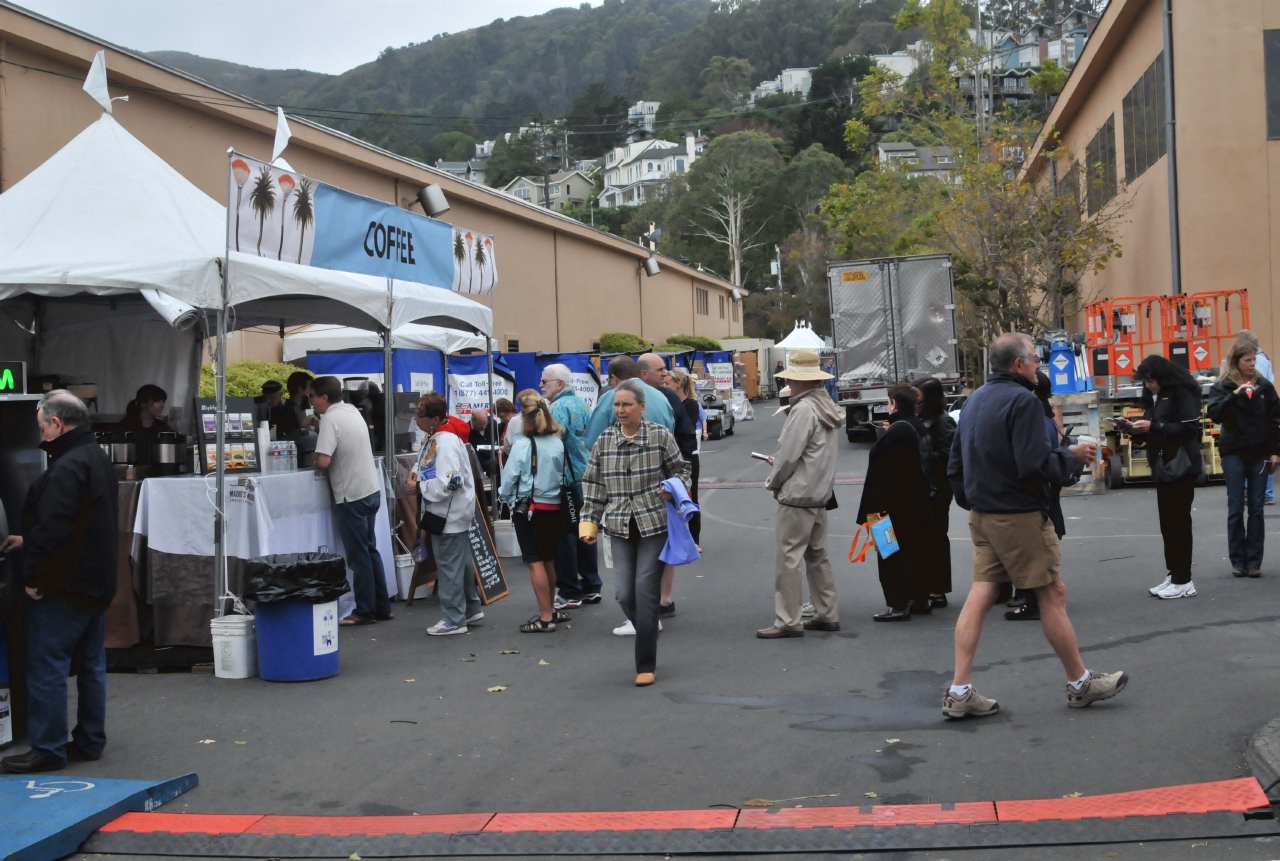 ./Sausalito_Art_Festival_20120901_104305_B12_7632.jpg