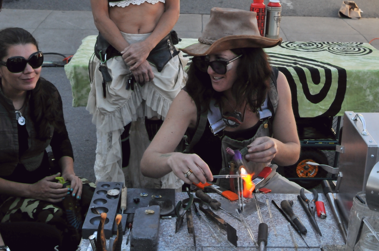 ./Burning_Man_Decompression_20131013_130057_B13_7933.jpg