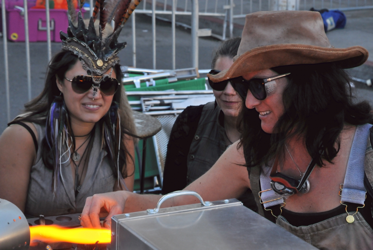 ./Burning_Man_Decompression_20131013_130110_B13_7934.jpg