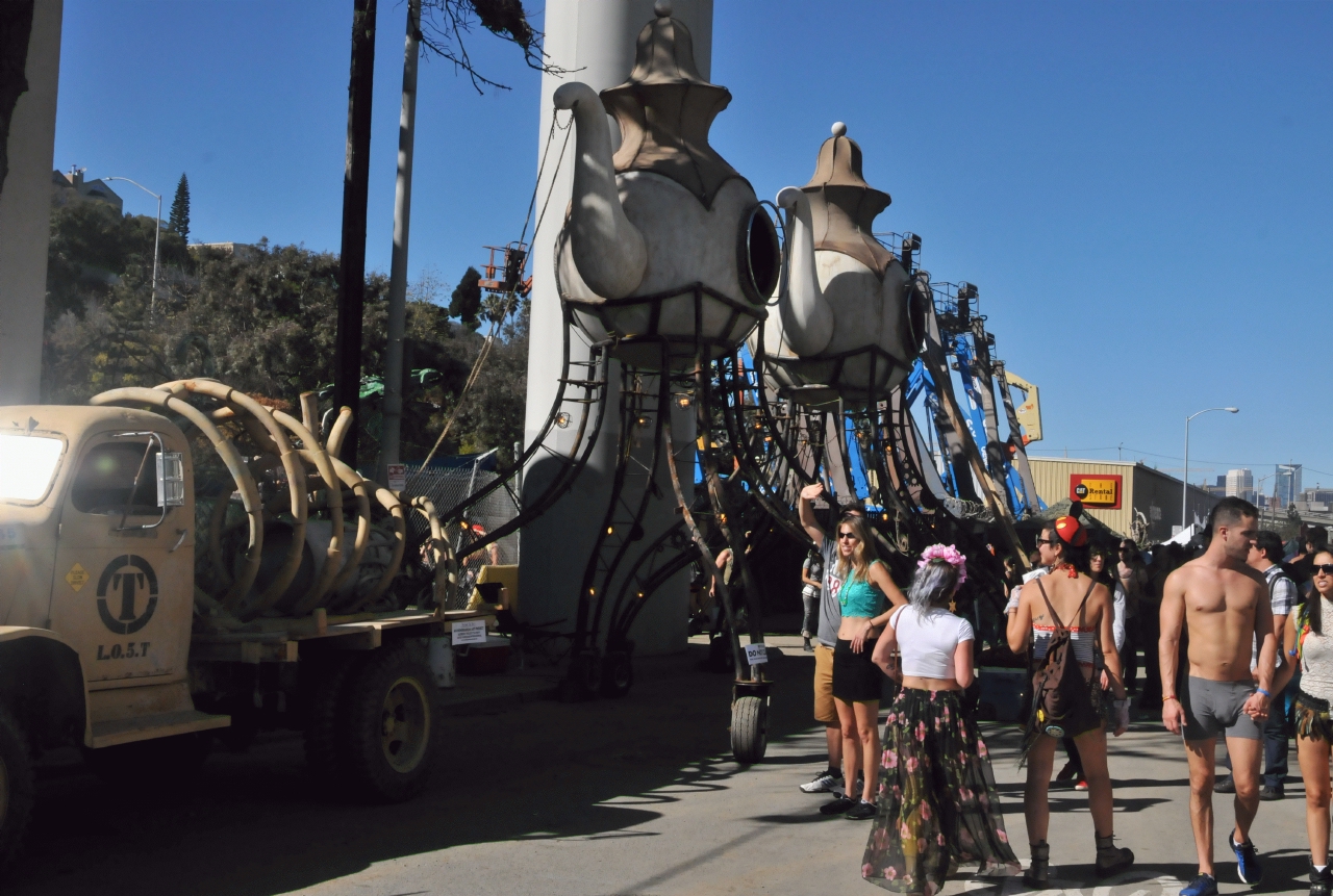 ./Burning_Man_Decompression_20141012_150059_C14_8104.jpg