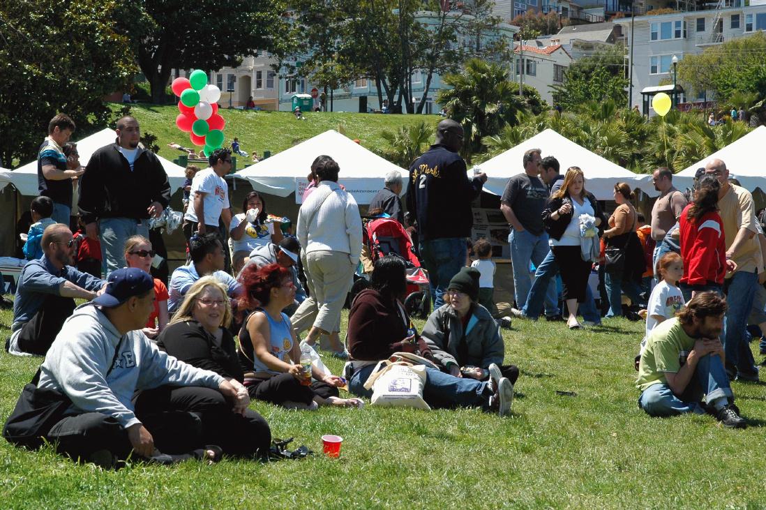 ./CincoDeMayoSF2007_06.jpg