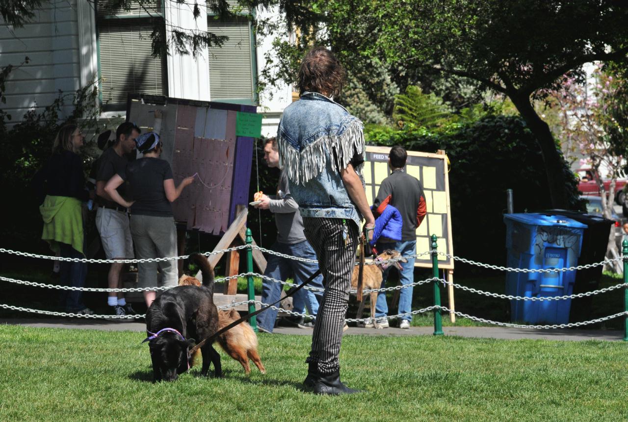 ./DogFestDuboceParkSF20100417_03_113154_3950BCX.jpg