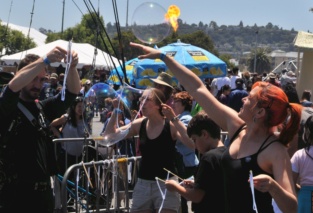 ./Maker_Faire_San_Mateo_Fairgrounds_20130518_125333_B13_3396.jpg