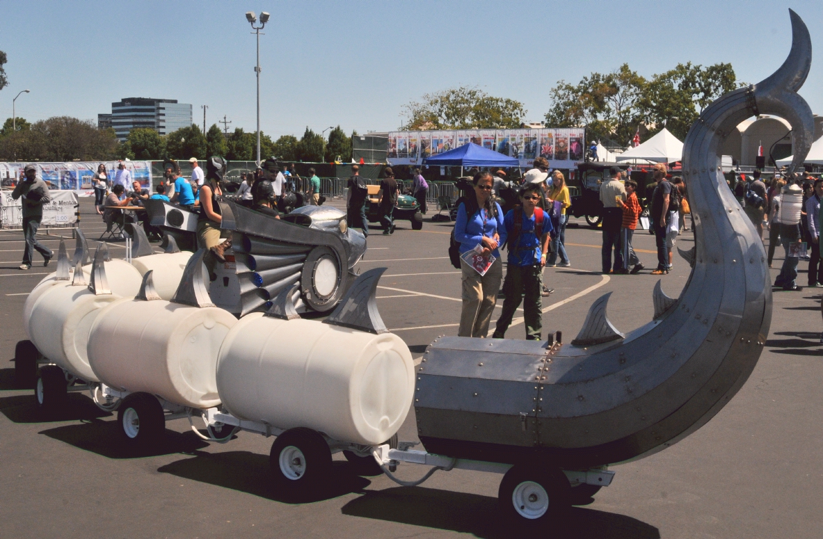 ./Maker_Faire_San_Mateo_Fairgrounds_20130518_113050_B13_3195.jpg