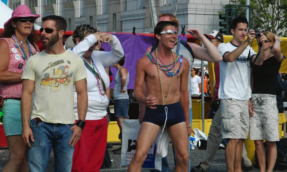 ./PrideFair2006_44.jpg