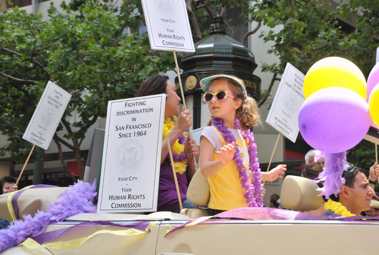 ./LGBTParadeSF20090628_068_115202_6650TNT.jpg