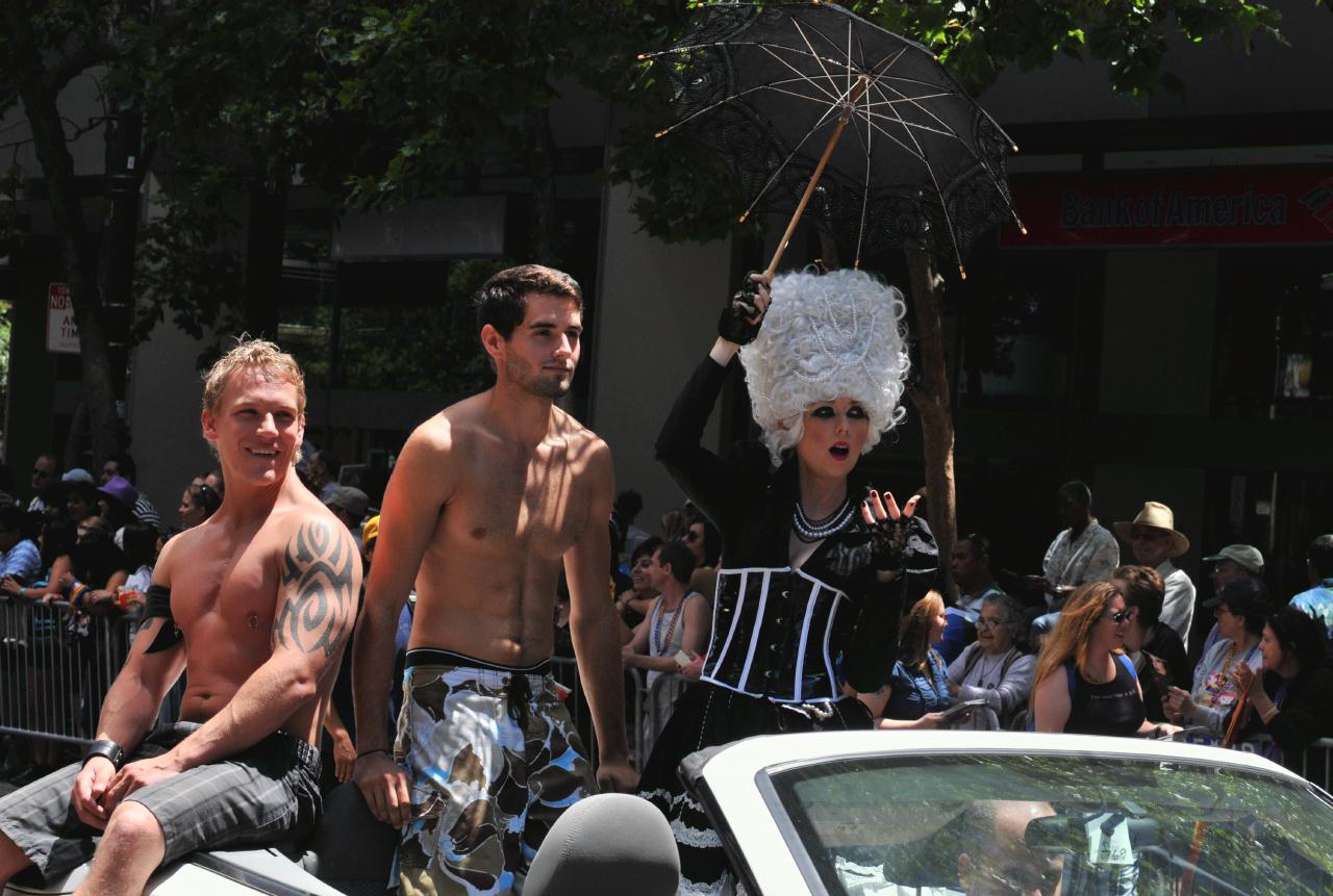 ./LGBTParadeSF20090628_107_122818_6000BCX.jpg