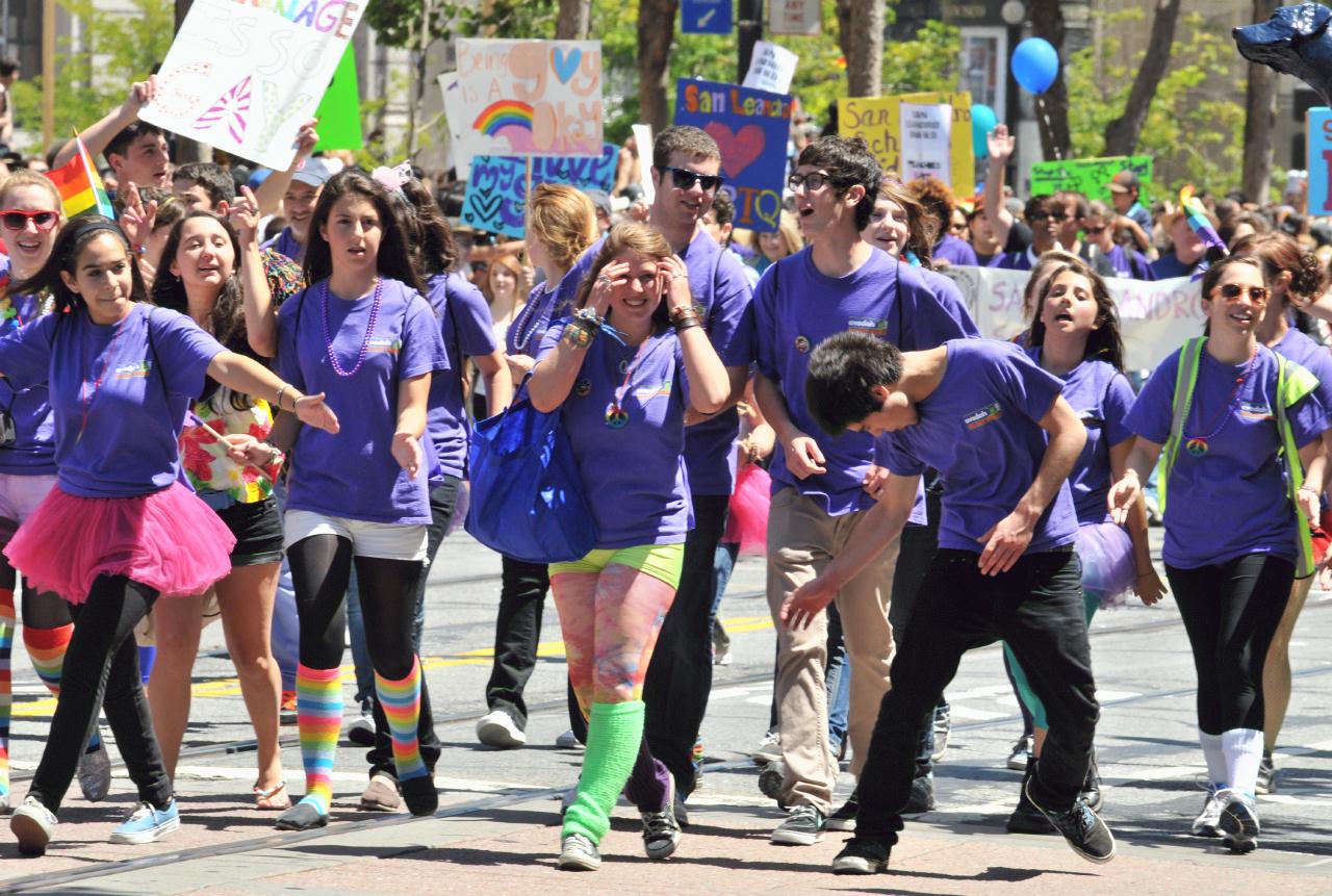 ./Pride_Parade_20110626_113510_B11_5743.jpg