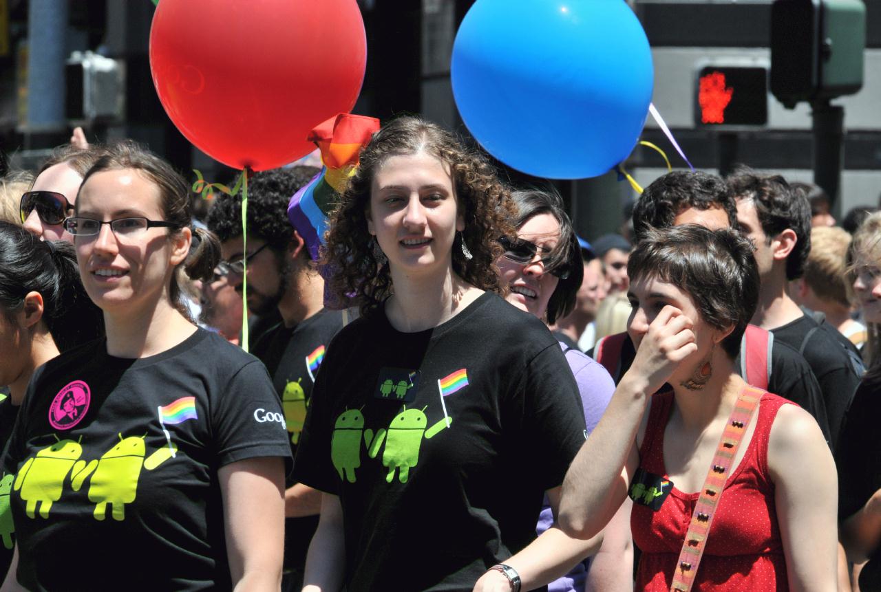 ./Pride_Parade_20110626_121801_B11_6002.jpg