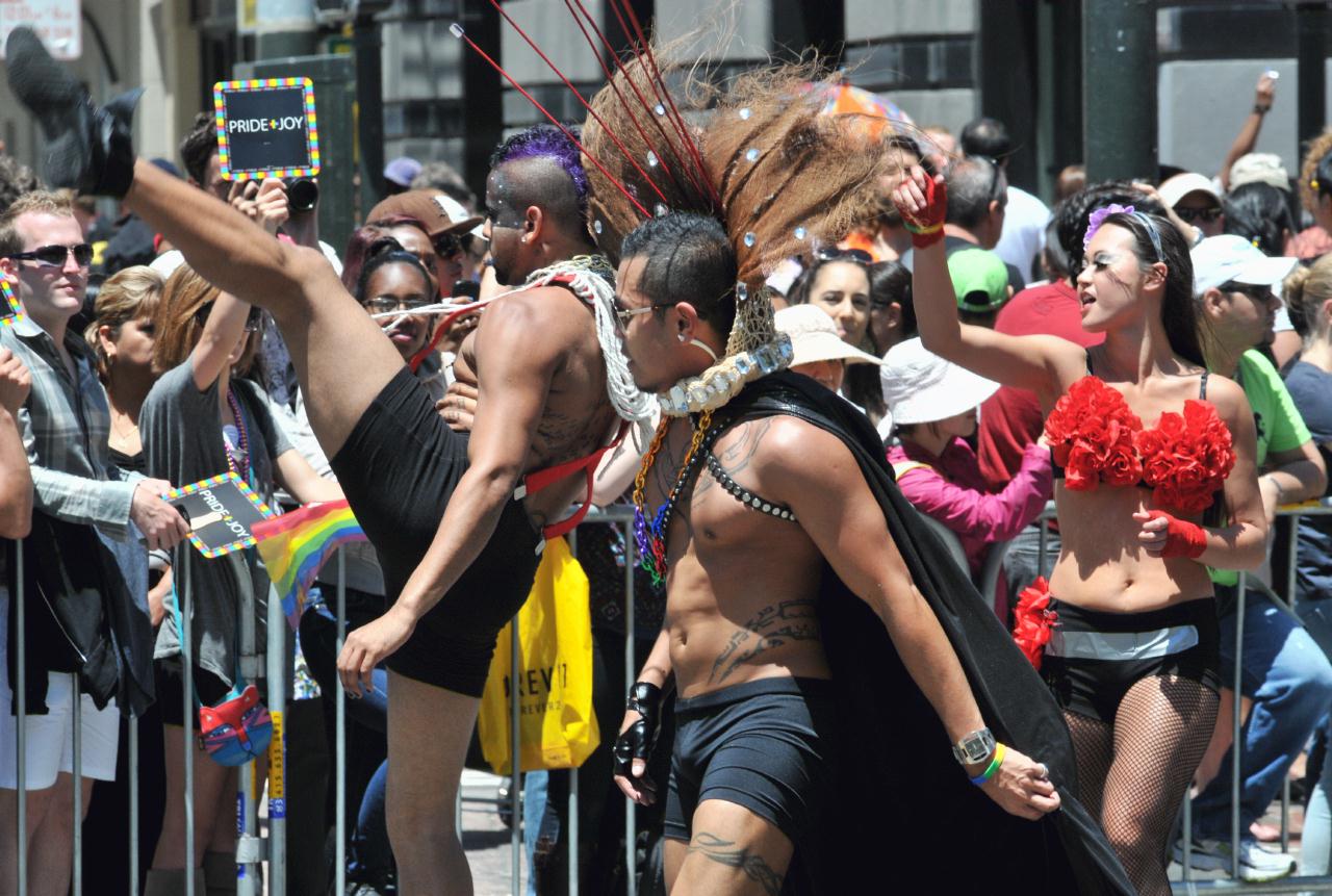 ./Pride_Parade_20110626_134025_B11_6601.jpg