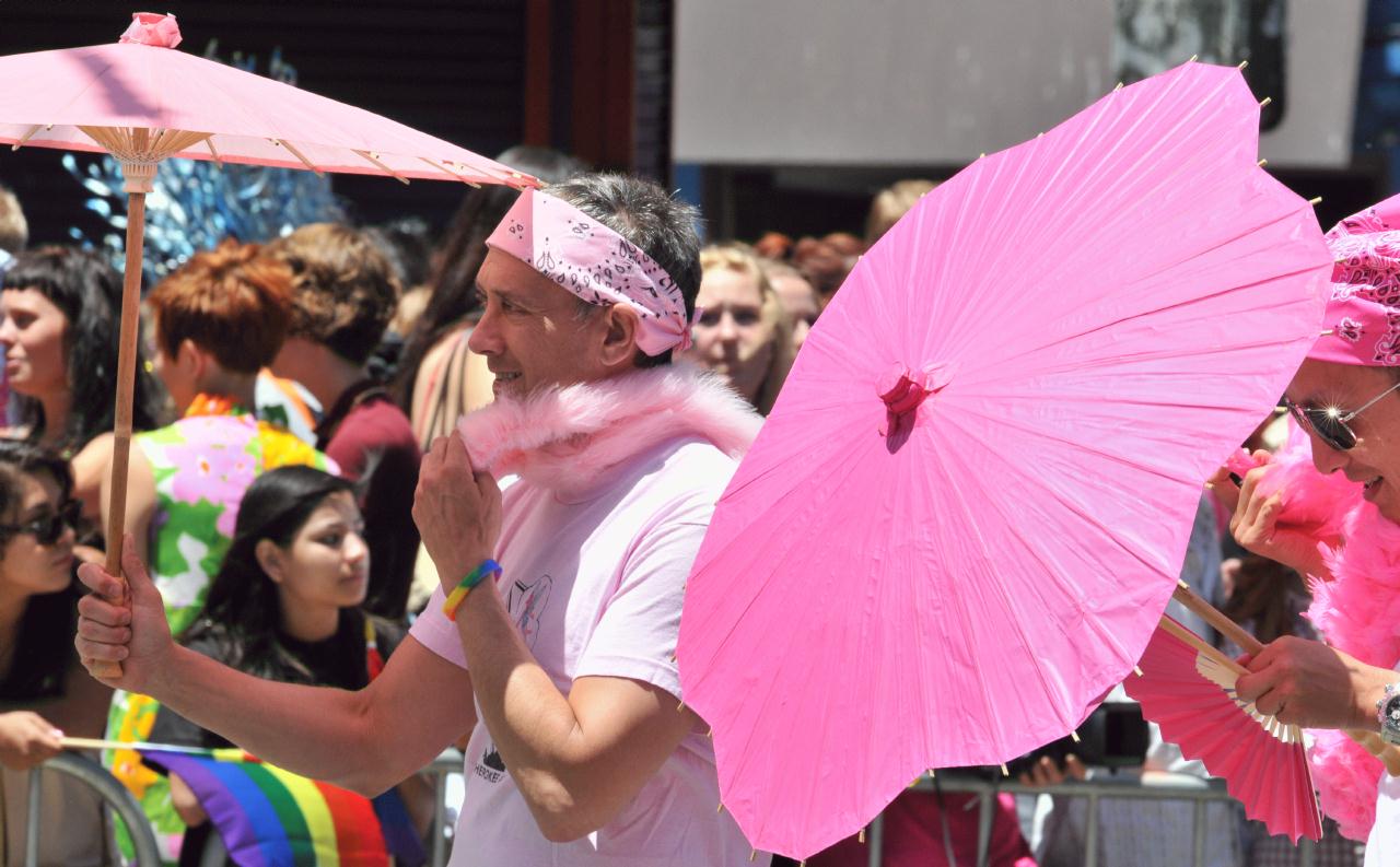 ./Pride_People_20110626_132924_B11_6510.jpg