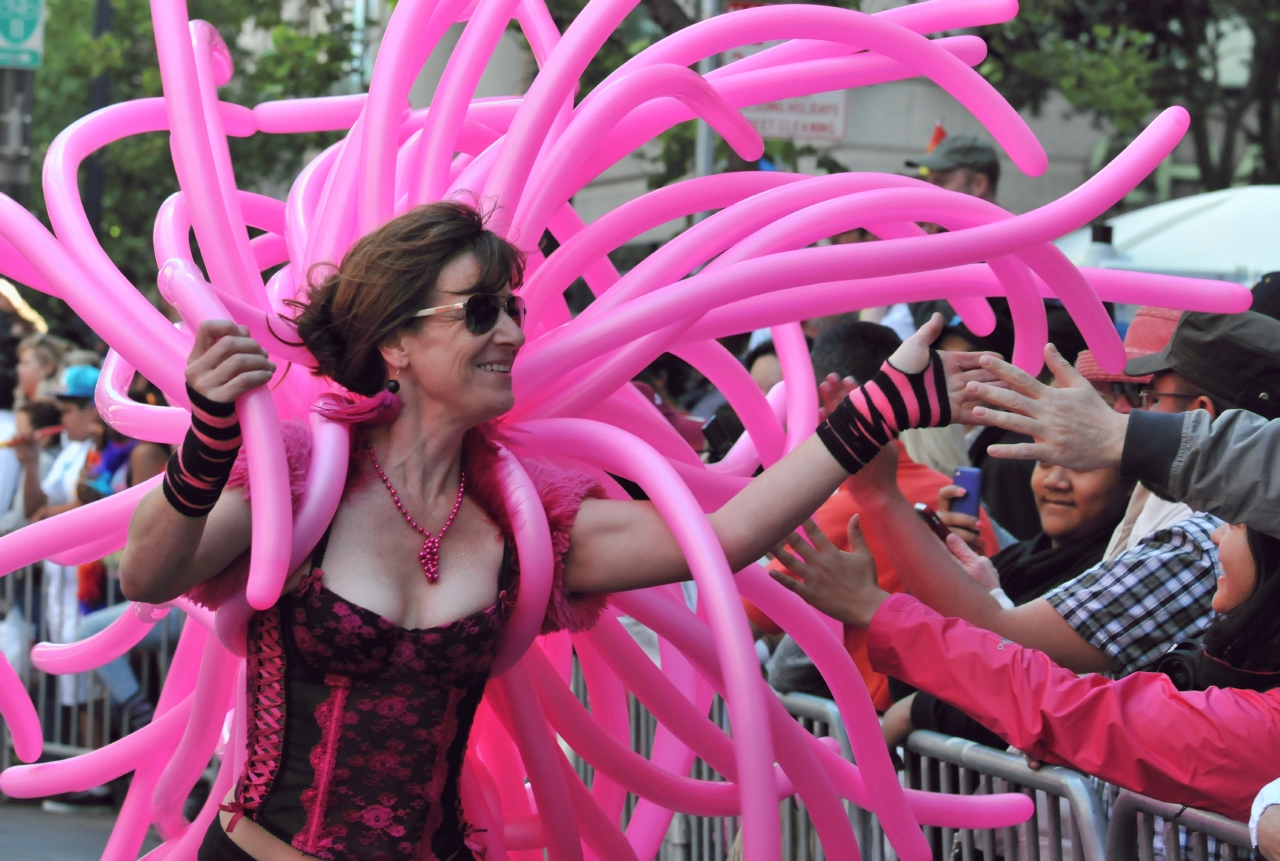 ./Pride_Parade_San_Francisco_20120624_105559_B12_5987.jpg