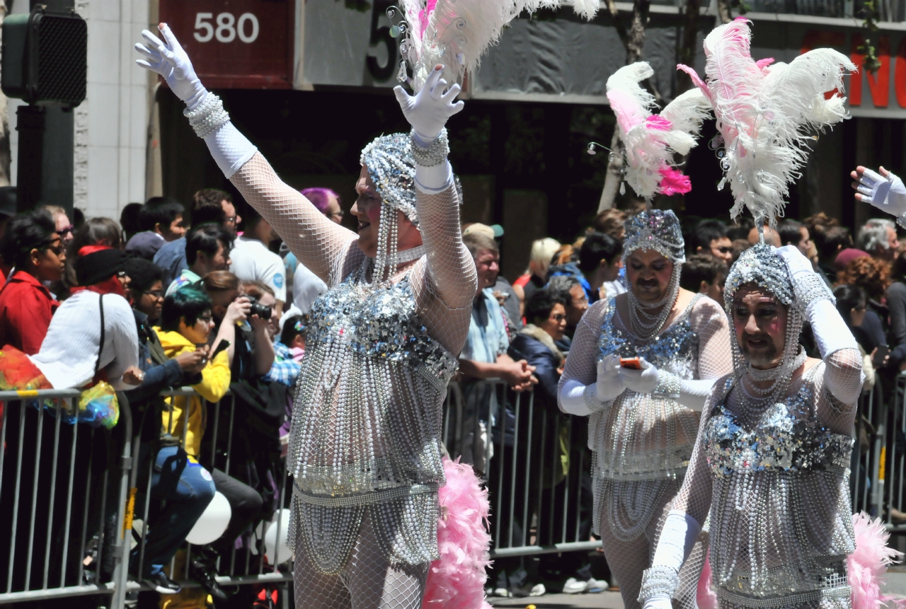 ./Pride_Parade_San_Francisco_20120624_125521_B12_6483.jpg